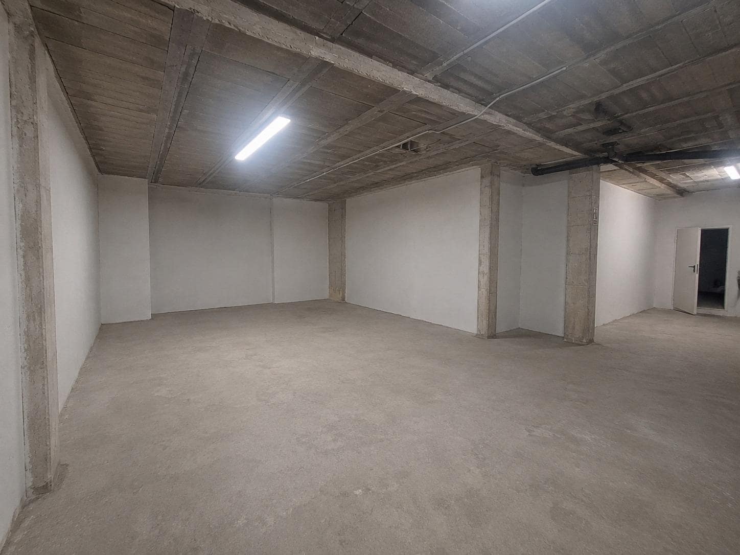 Commercieel te koop in Alzira met garage - € 200.000 (Ref: 9959761)