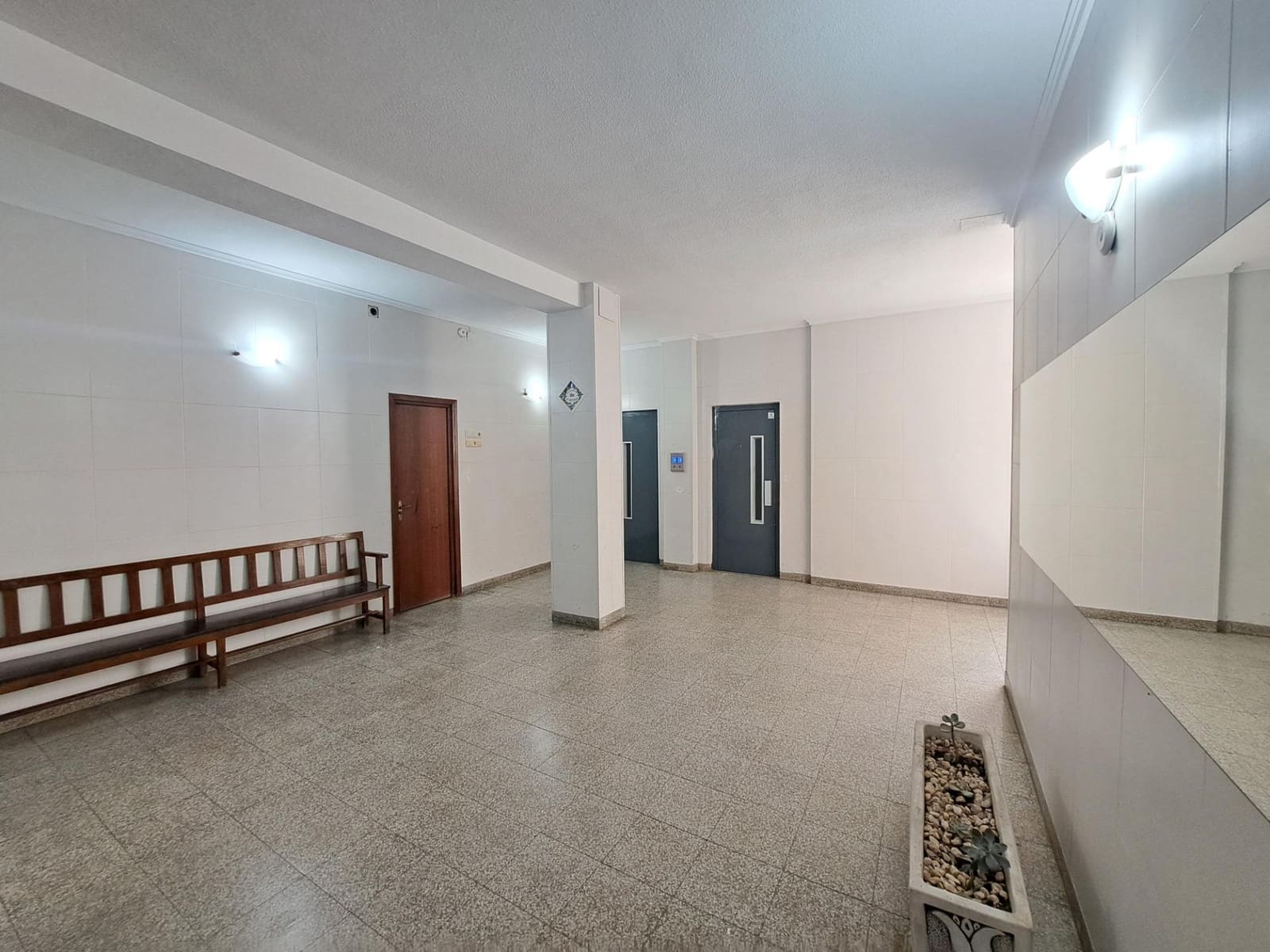 4 chambre Appartement à vendre à Alzira - 150 000 € (Ref: 9959762)