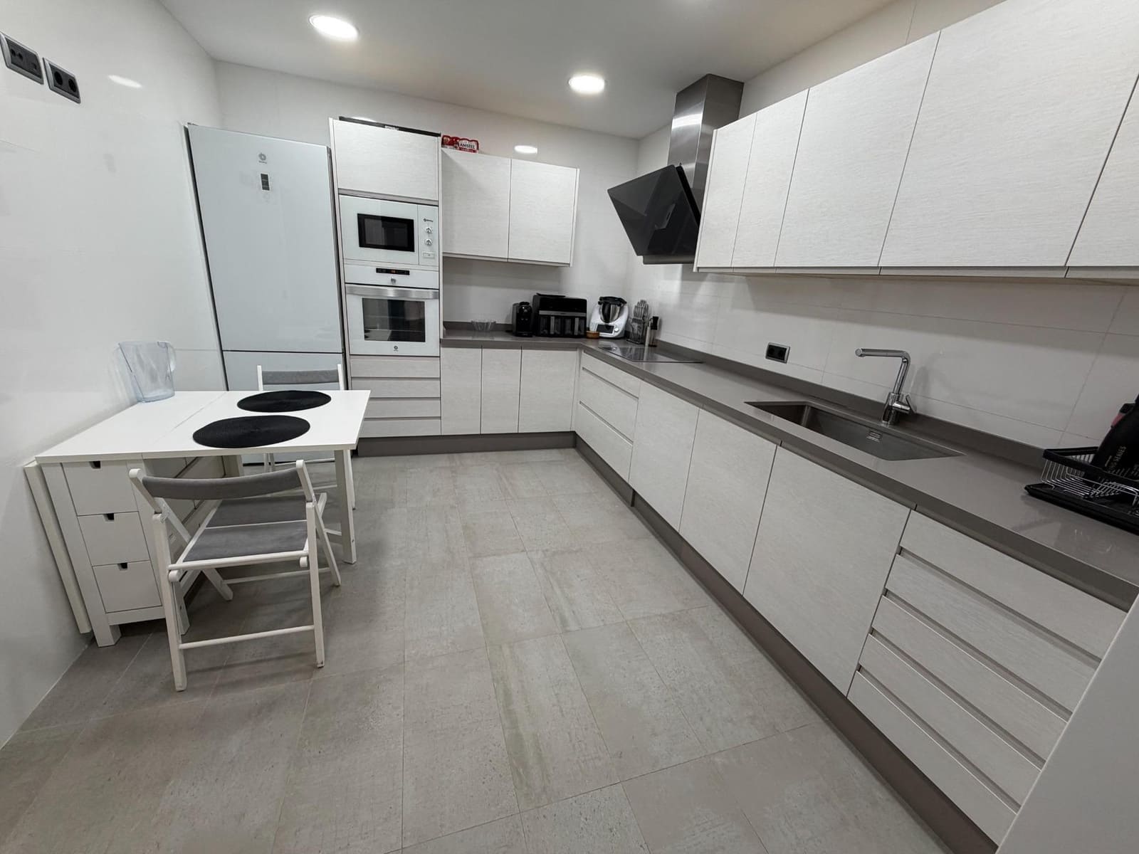 3 soveværelse Lejlighed til salg i Alzira - € 420.000 (Ref: 9959763)