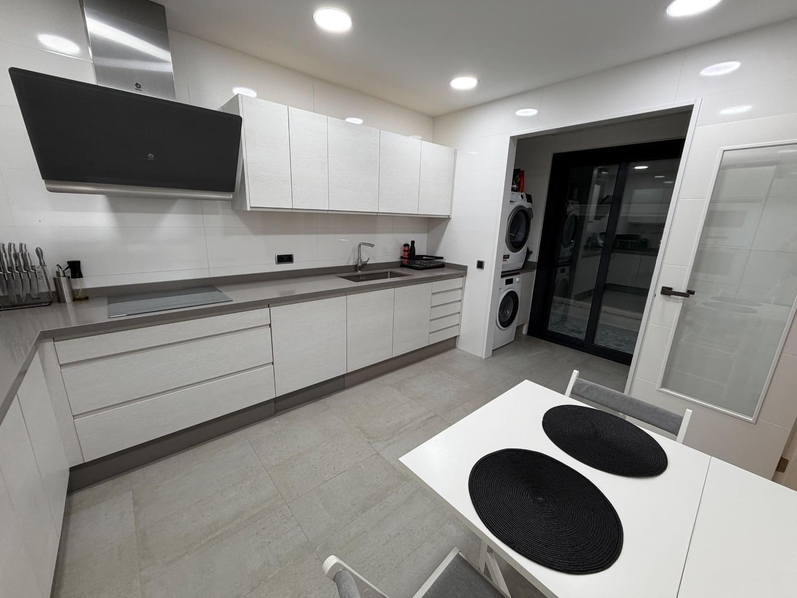 3 soveværelse Lejlighed til salg i Alzira - € 420.000 (Ref: 9959763)