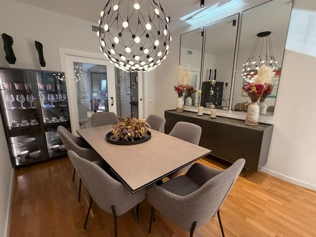 3 bedroom Flat for sale in Alzira - € 420,000 (Ref: 9959763)