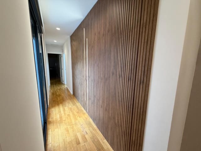 3 bedroom Flat for sale in Alzira - € 420,000 (Ref: 9959763)