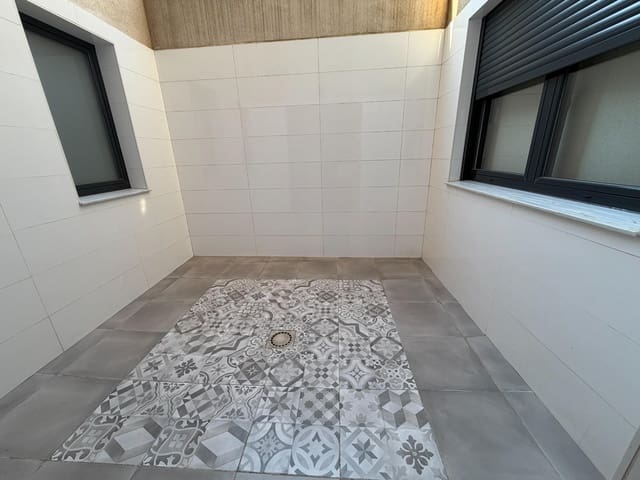3 bedroom Flat for sale in Alzira - € 420,000 (Ref: 9959763)