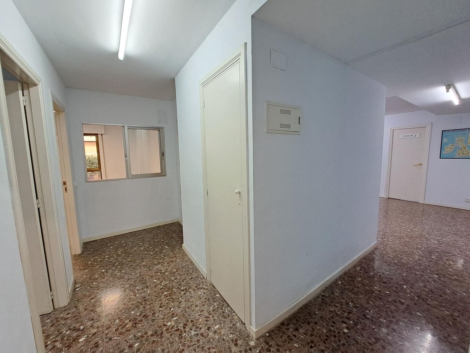 5 makuuhuone Toimisto vuokrattavana paikassa Alzira - 700 € (Ref: 9959765)