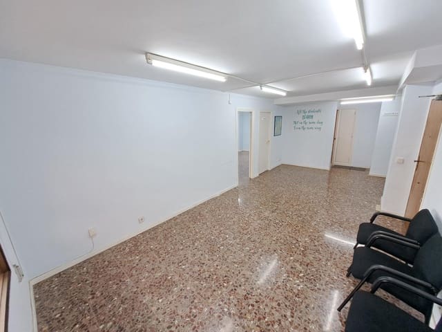 5 sypialnia Biuro do wynajęcia w Alzira - 700 € (Ref: 9959765)