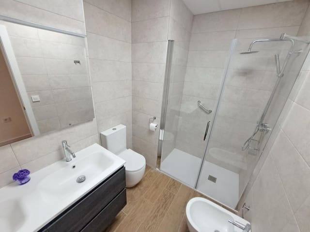 2 soveværelse Lejlighed til salg i Alzira med garage - € 275.000 (Ref: 9966634)