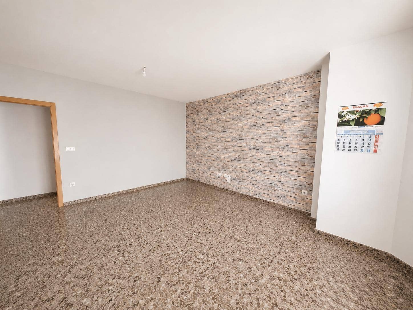 3 bedroom Flat for sale in Albalat de la Ribera - € 128,000 (Ref: 9982957)