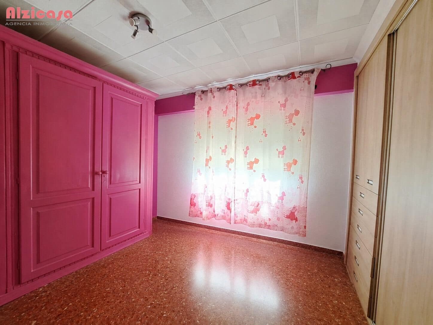 3 sovrum Villa till salu i Alberic med pool garage - 235 000 € (Ref: 9984981)