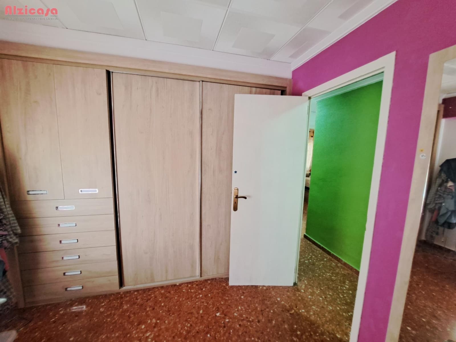 3 sovrum Villa till salu i Alberic med pool garage - 235 000 € (Ref: 9984981)