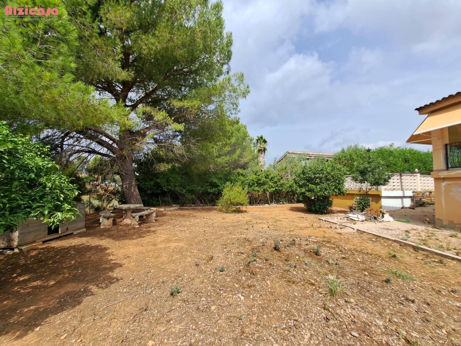 3 sovrum Villa till salu i Alberic med pool garage - 235 000 € (Ref: 9984981)