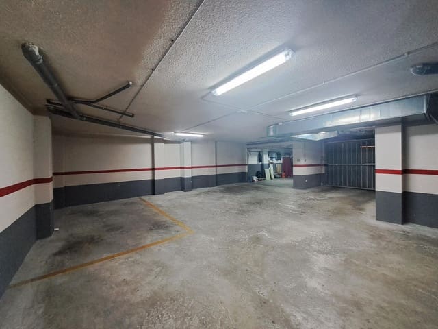 Garaje en Alzira en venta - 15.000 € (Ref: 9990708)