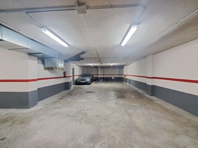 Garaje en Alzira en venta - 15.000 € (Ref: 9990708)