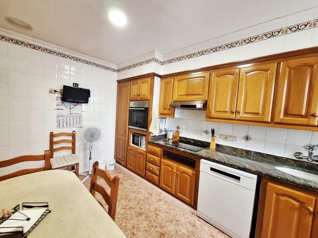 4 chambre Appartement à vendre à Tavernes de la Valldigna - 134 000 € (Ref: 9990710)