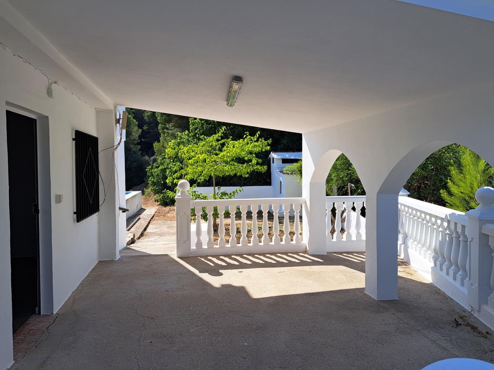 6 quarto Moradia para venda em Alzira com piscina garagem - 190 000 € (Ref: 9990711)