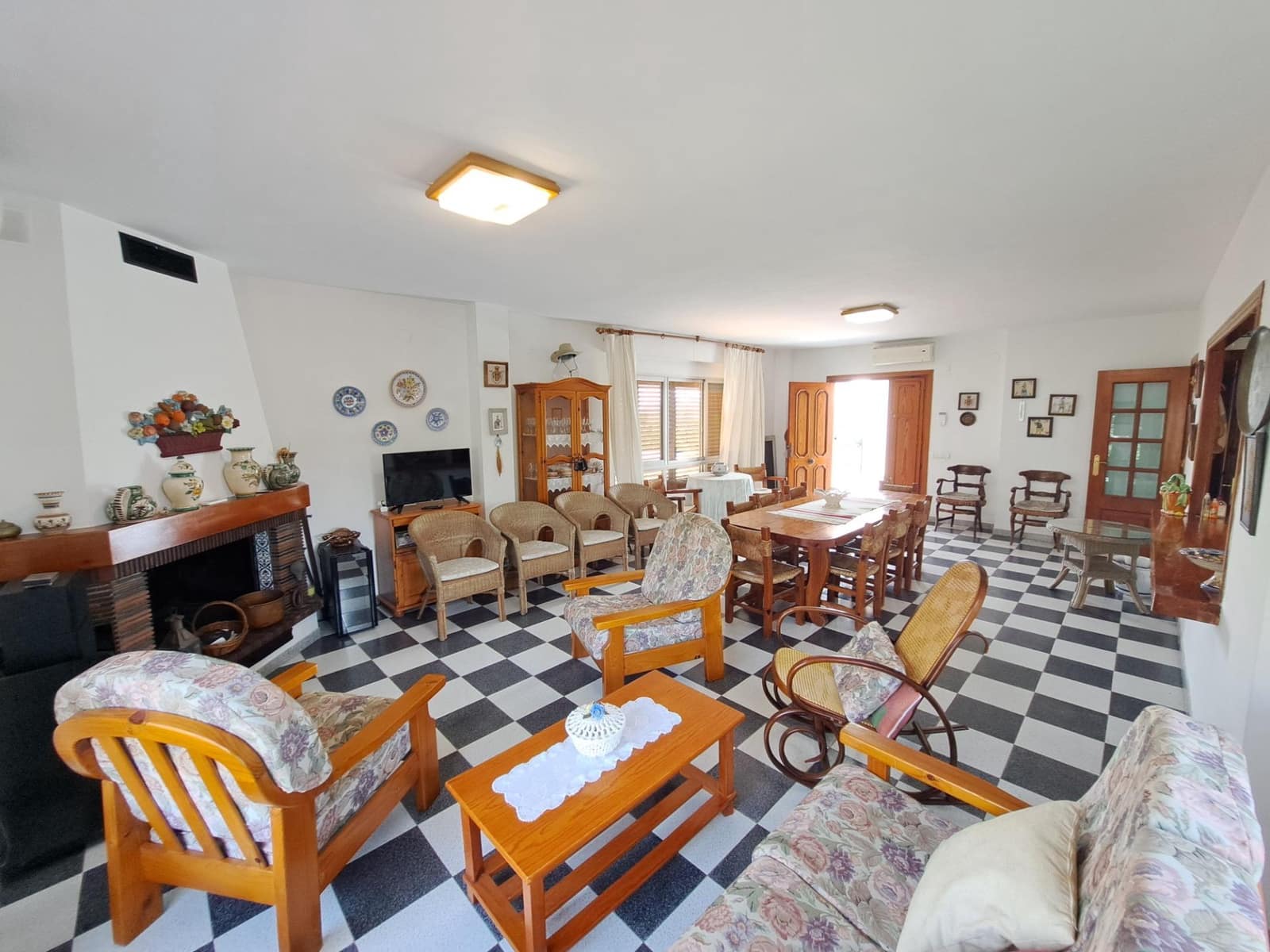 5 Zimmer Villa zu verkaufen in Alzira mit Pool Garage - 349.000 € (Ref: 9994206)