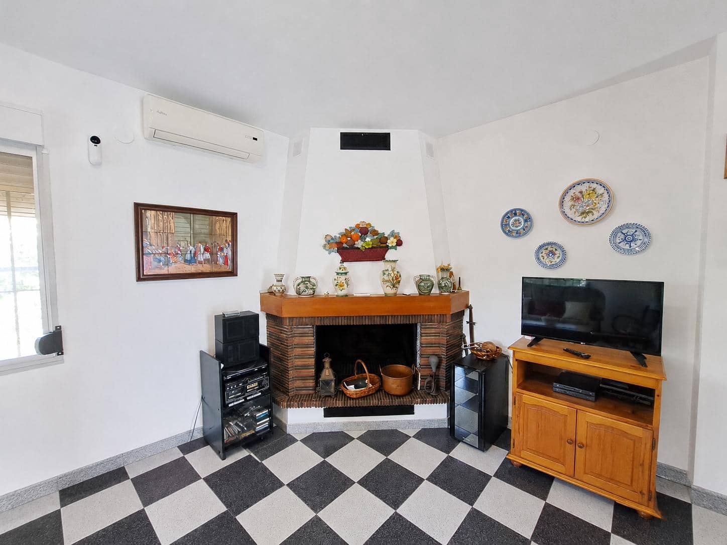 5 bedroom Villa for sale in Alzira with pool garage - € 335,000 (Ref: 9994206)