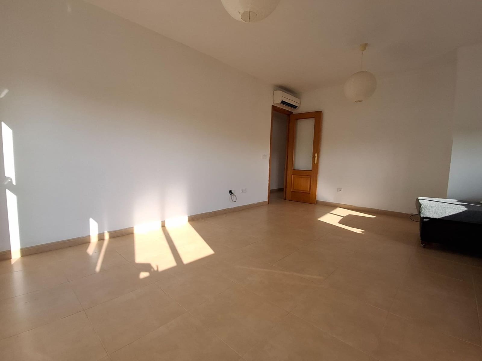 3 sovrum Lägenhet till salu i Masalaves - 130 000 € (Ref: 9994208)