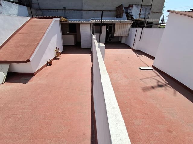 3 sypialnia Dom na sprzedaż w Alzira - 180 000 € (Ref: 9994211)