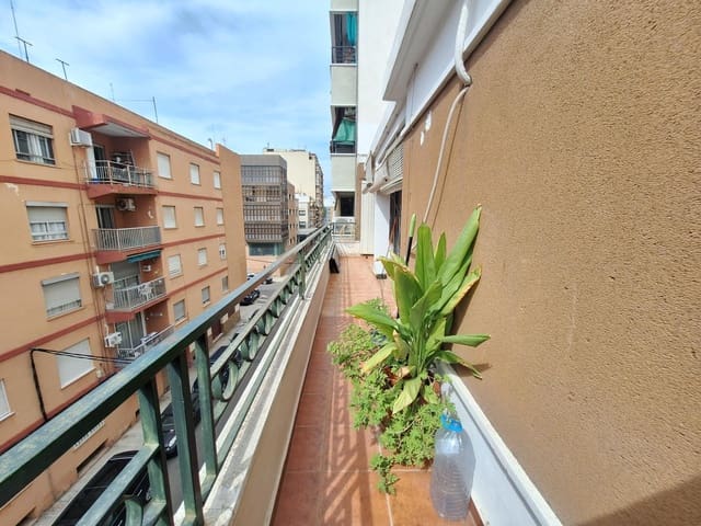 3 quarto Apartamento para venda em Alzira - 145 000 € (Ref: 9997113)