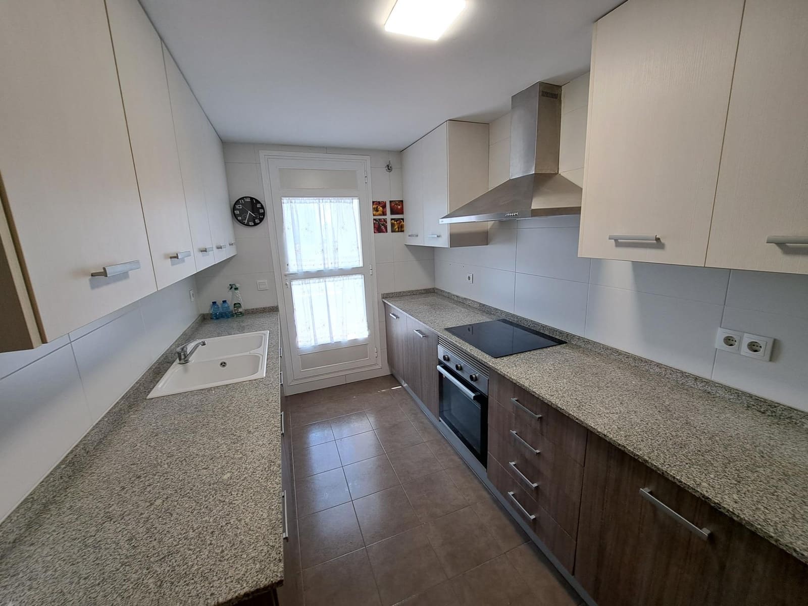 2 slaapkamer Flat te koop in Alzira - € 127.000 (Ref: 9997114)
