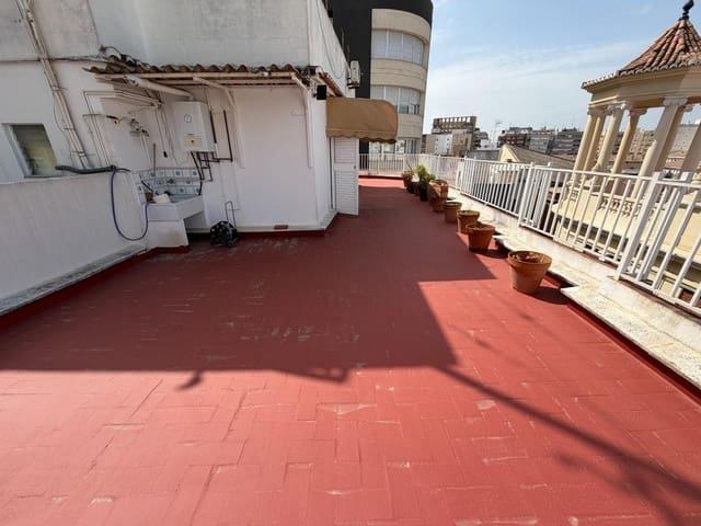 3 chambre Penthouse à vendre à Alzira avec garage - 260 000 € (Ref: 9997115)