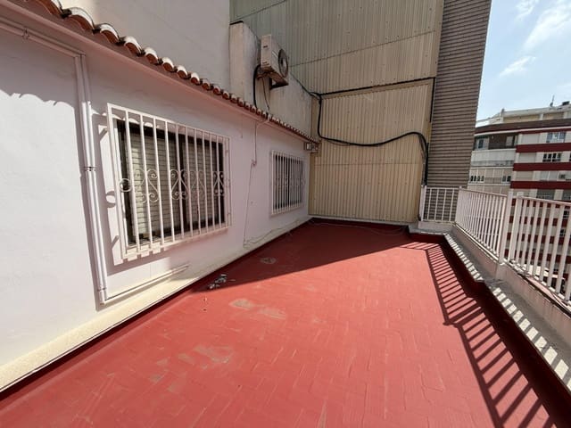 3 chambre Penthouse à vendre à Alzira avec garage - 260 000 € (Ref: 9997115)