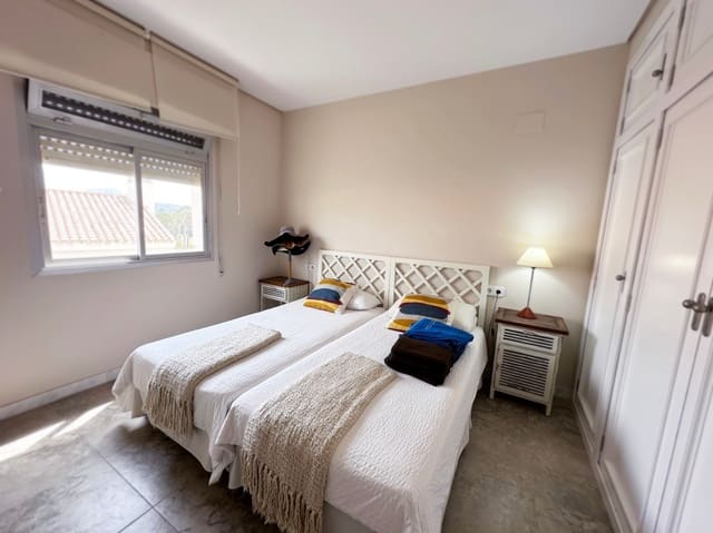 Apartamento de 2 habitaciones en La Manga del Mar Menor en venta - 185.000 € (Ref: 9196894)