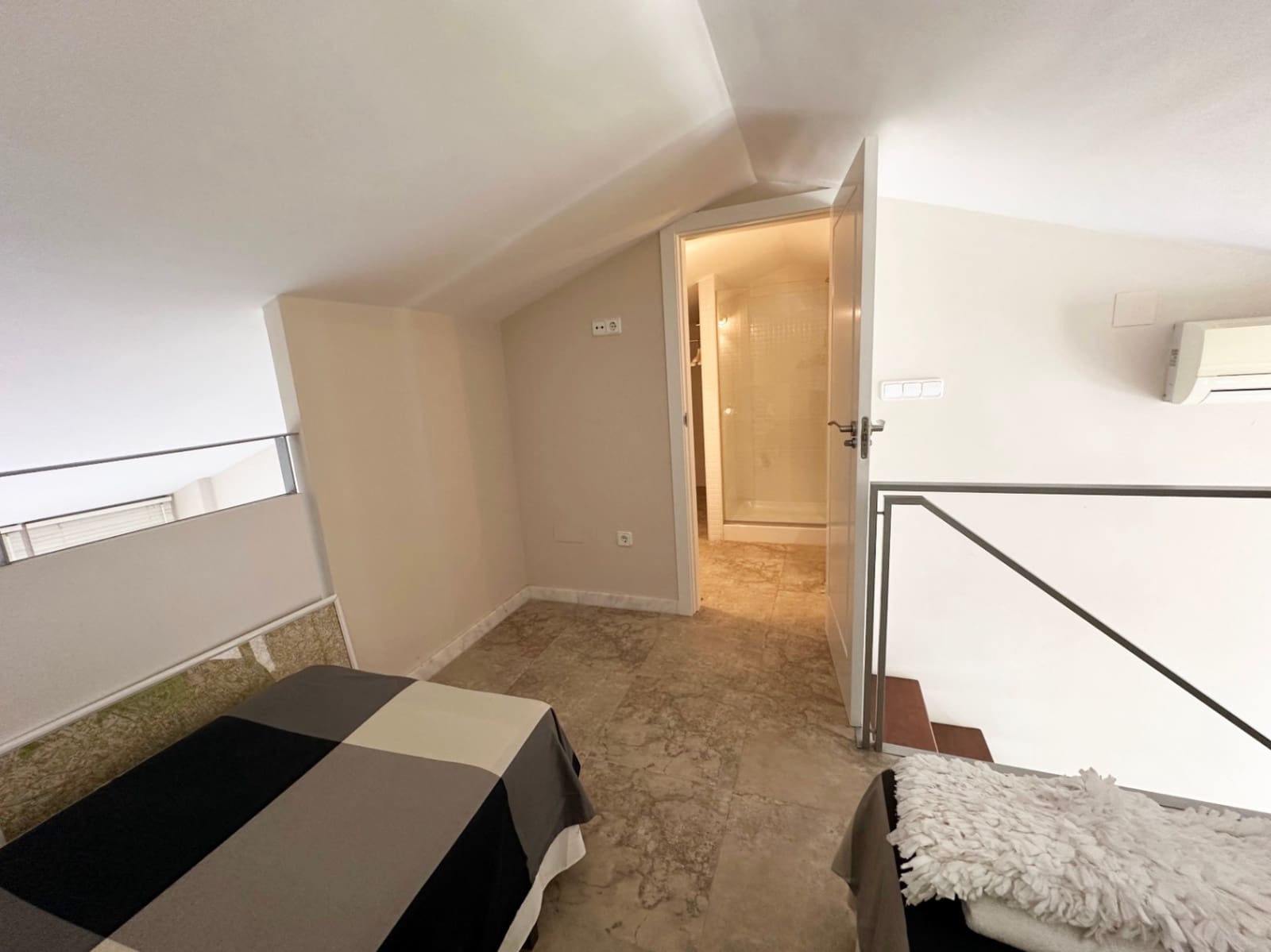 Apartamento de 2 habitaciones en La Manga del Mar Menor en venta - 185.000 € (Ref: 9196894)