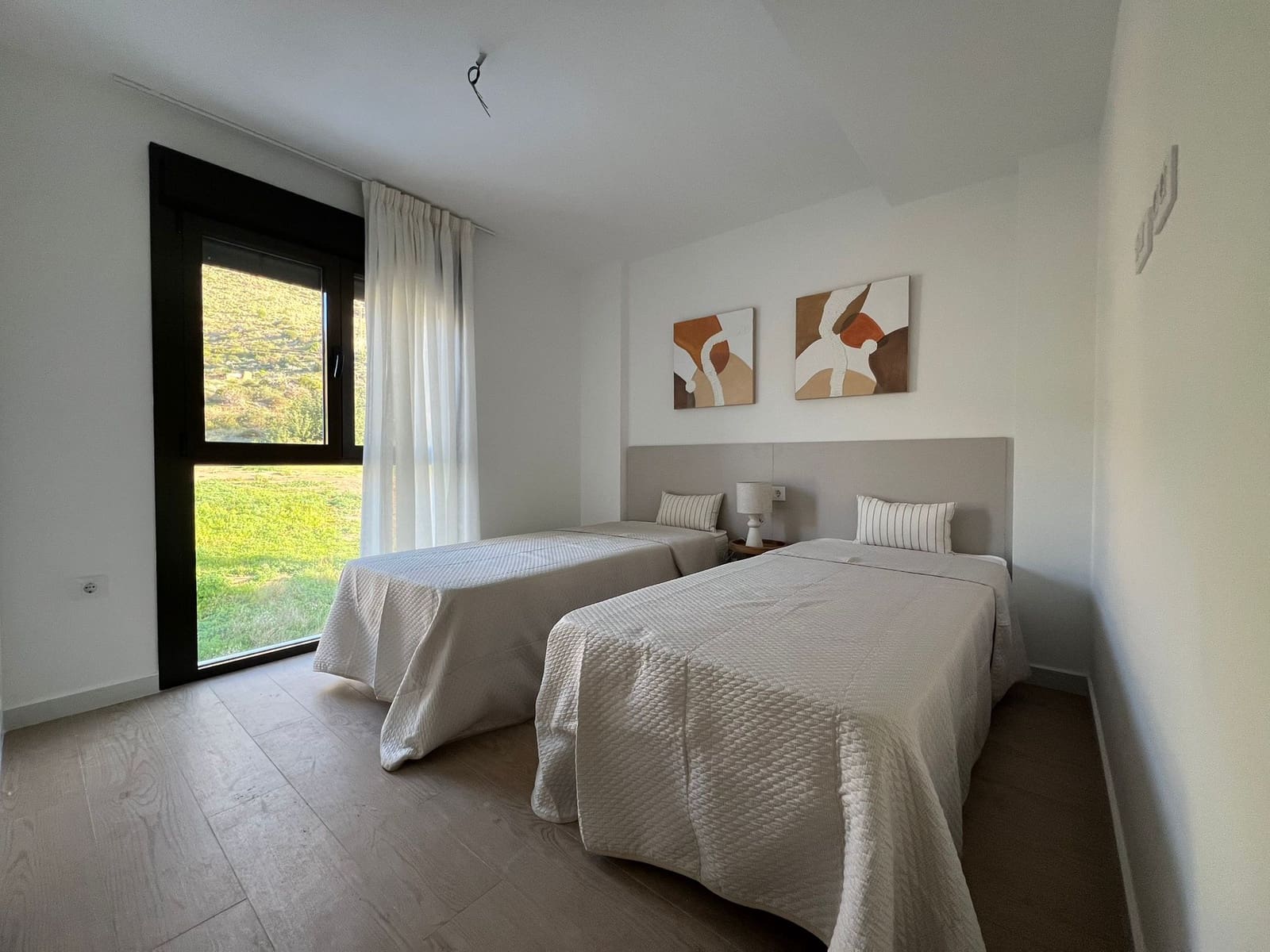 3 soverom Rekkehus til salgs i Portman med svømmebasseng garasje - € 215 000 (Ref: 9353782)