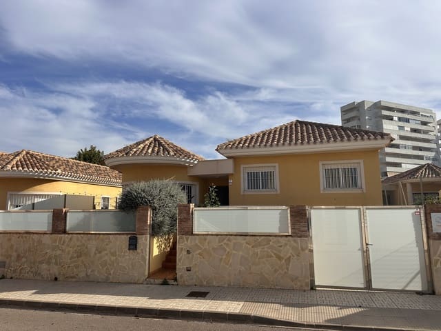 4 bedroom Villa for sale in Playa Honda, Cartagena with garage - € 320,000 (Ref: 9519392)
