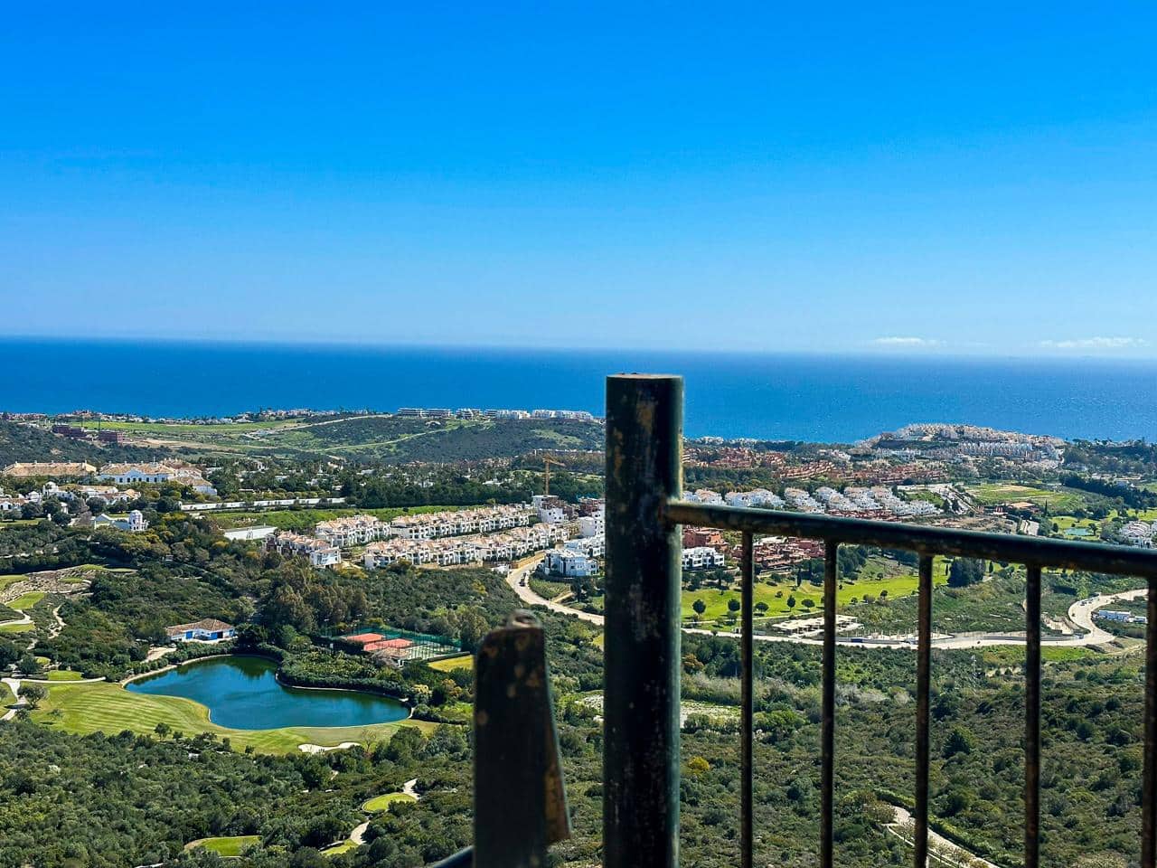 3 bedroom Flat for sale in Casares Pueblo, Casares with pool garage €