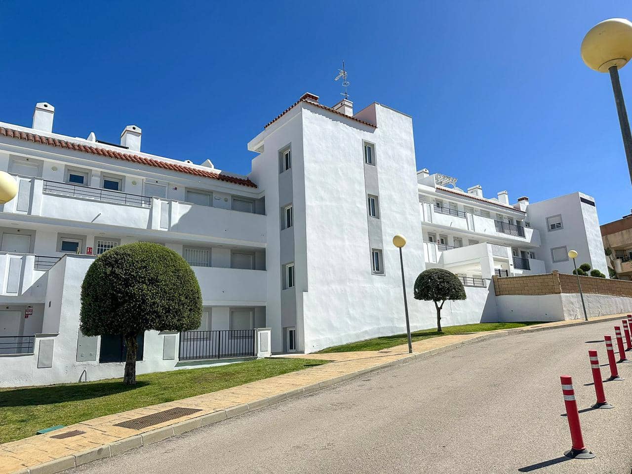 3 bedroom Flat for sale in Casares Pueblo, Casares with pool garage €