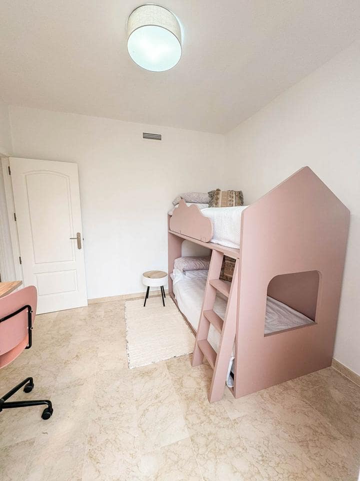 3 sovrum Lägenhet till salu i San Luis de Sabinillas med pool garage - 275 000 € (Ref: 8647276)