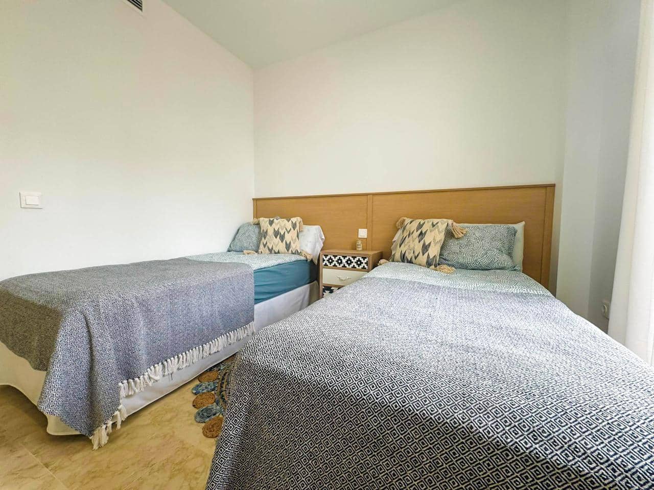 3 sovrum Lägenhet till salu i San Luis de Sabinillas med pool garage - 275 000 € (Ref: 8647276)