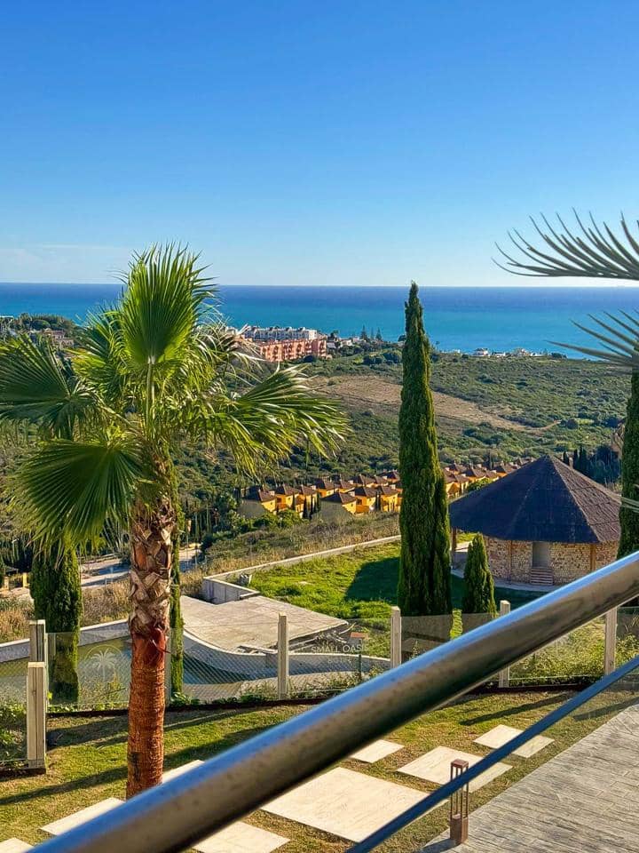 3 sovrum Lägenhet till salu i San Luis de Sabinillas med pool garage - 275 000 € (Ref: 8647276)