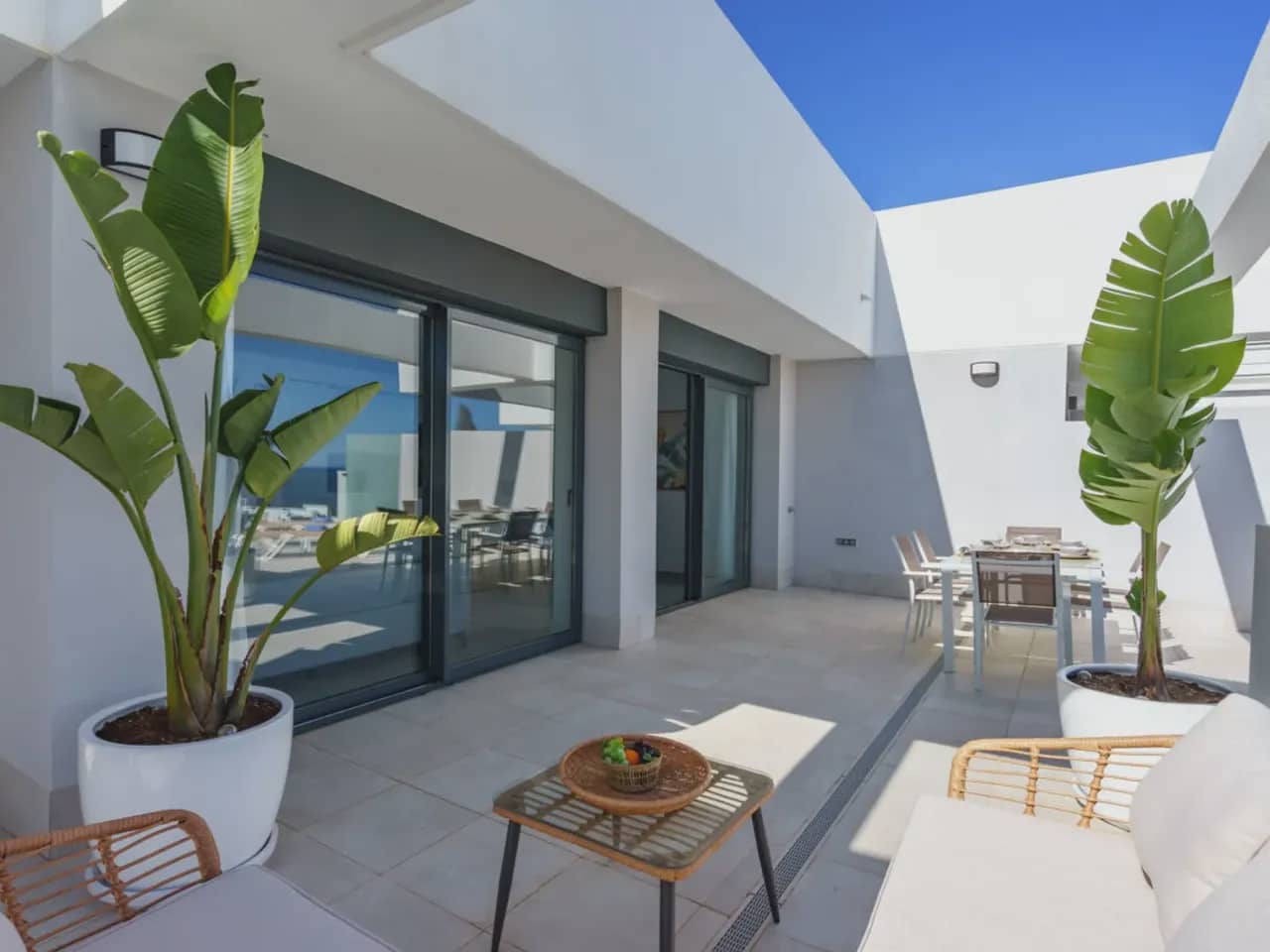 3 bedroom Flat for sale in Punta de la Chullera with pool garage - € 595,000 (Ref: 8669185)