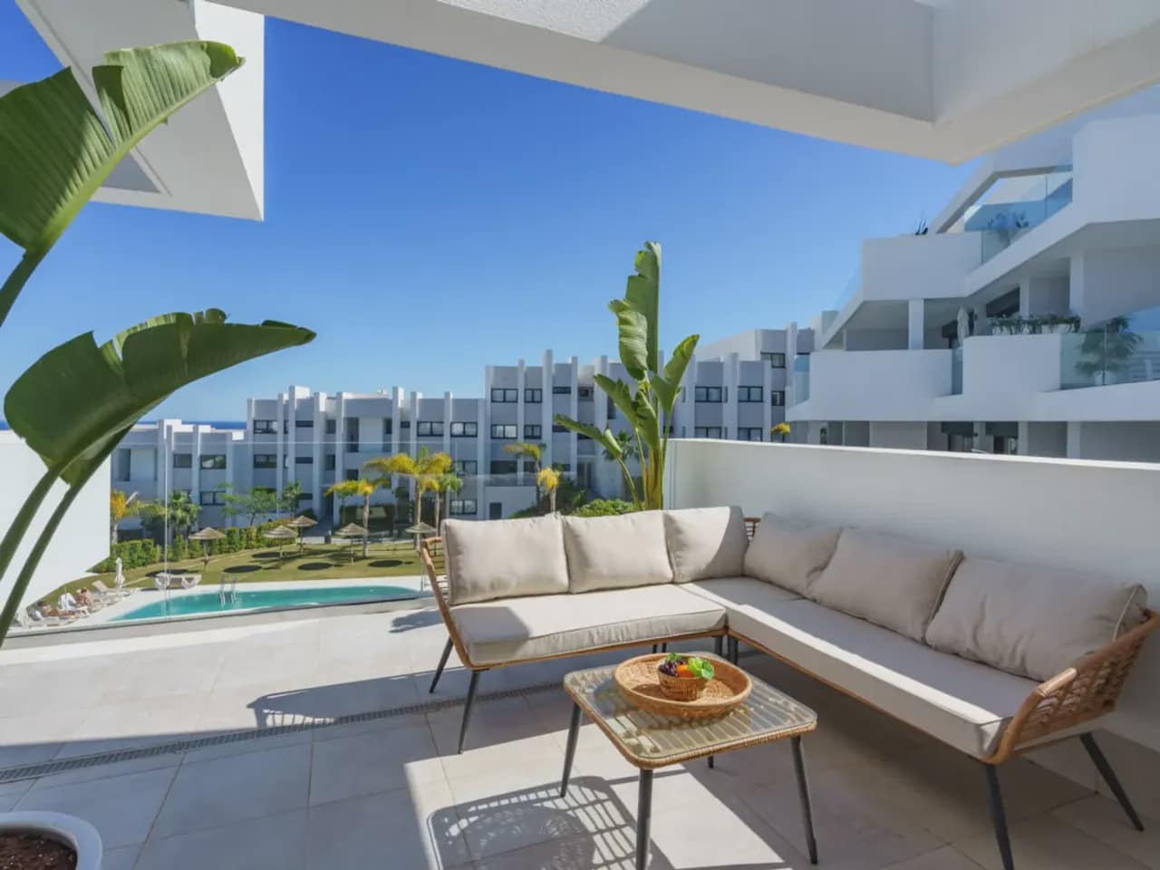 3 bedroom Flat for sale in Punta de la Chullera with pool garage - € 595,000 (Ref: 8669185)