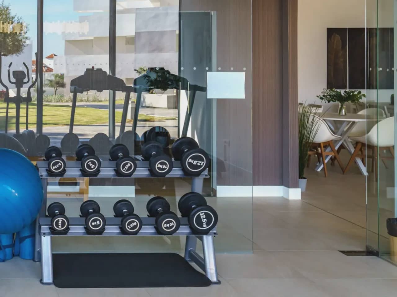 3 bedroom Flat for sale in Punta de la Chullera with pool garage - € 595,000 (Ref: 8669185)