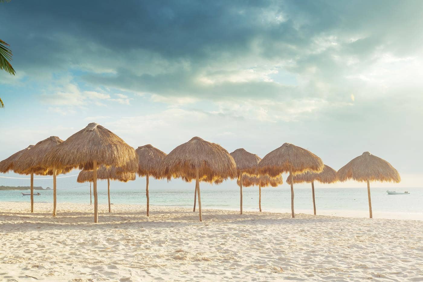 3 bedroom Flat for sale in Bahia de Casares with pool garage - € 870,000 (Ref: 8692346)