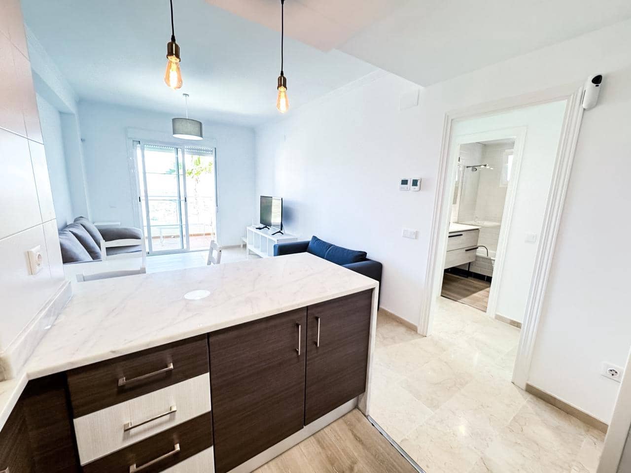 2 soveværelse Lejlighed til salg i Manilva med swimmingpool garage - € 209.000 (Ref: 8826552)