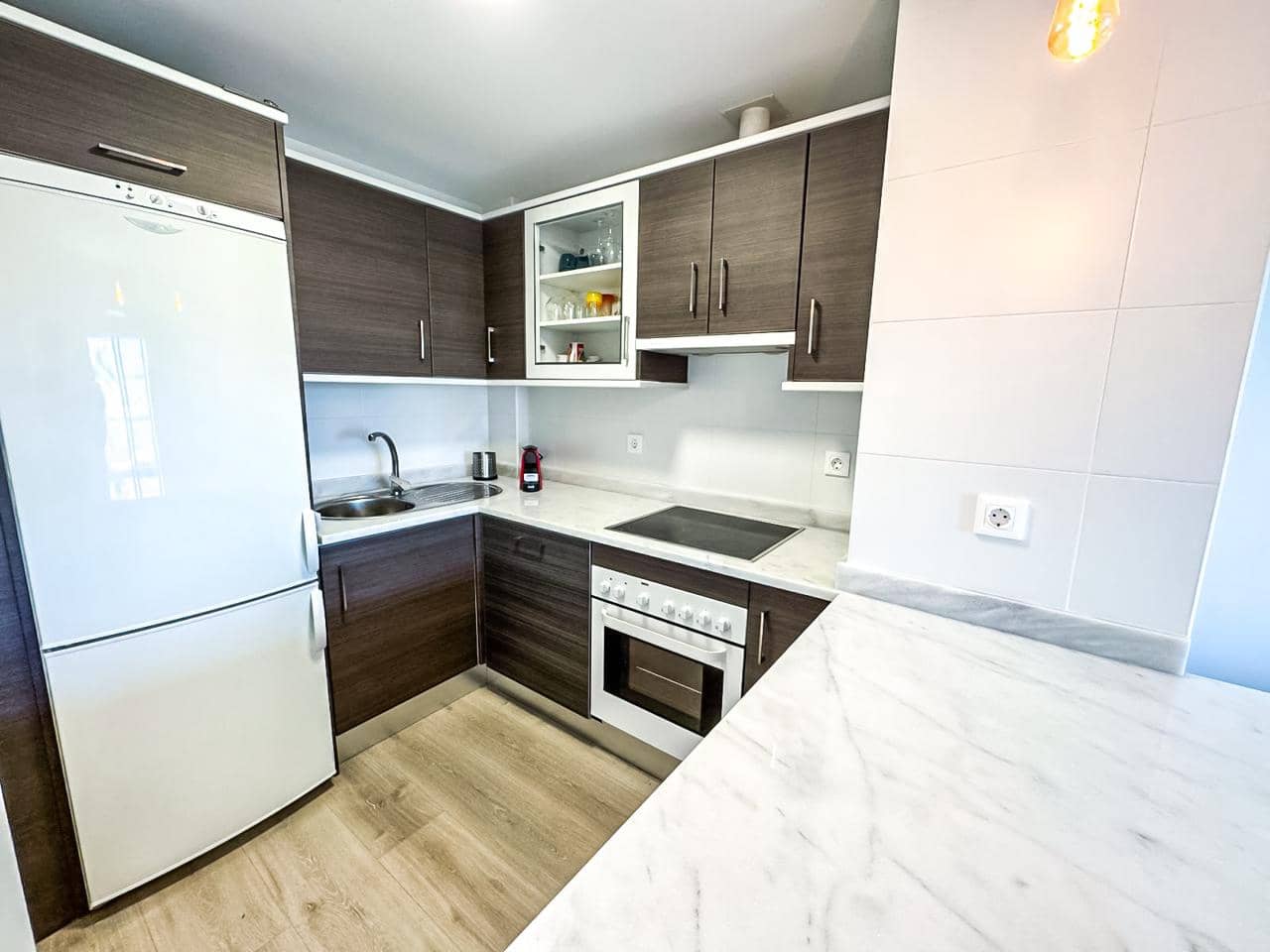 2 soveværelse Lejlighed til salg i Manilva med swimmingpool garage - € 209.000 (Ref: 8826552)