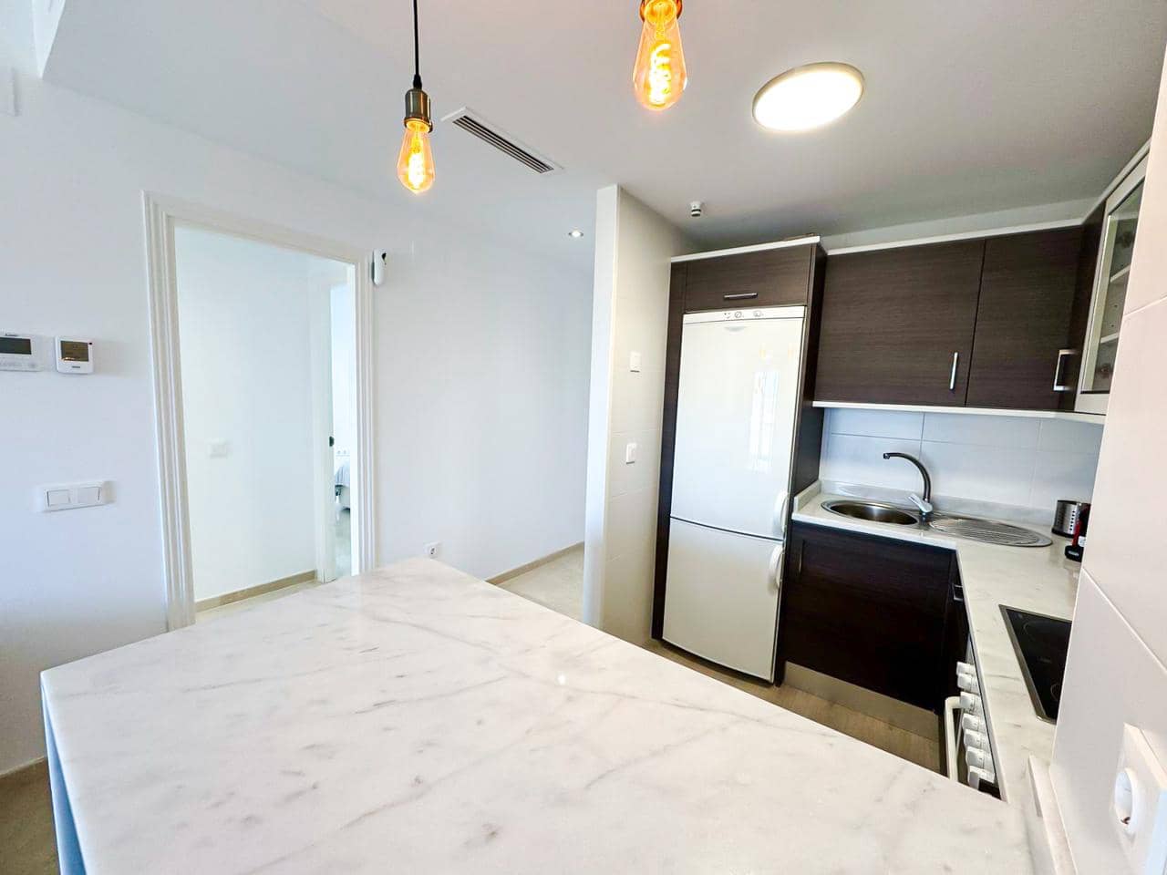 2 soveværelse Lejlighed til salg i Manilva med swimmingpool garage - € 209.000 (Ref: 8826552)