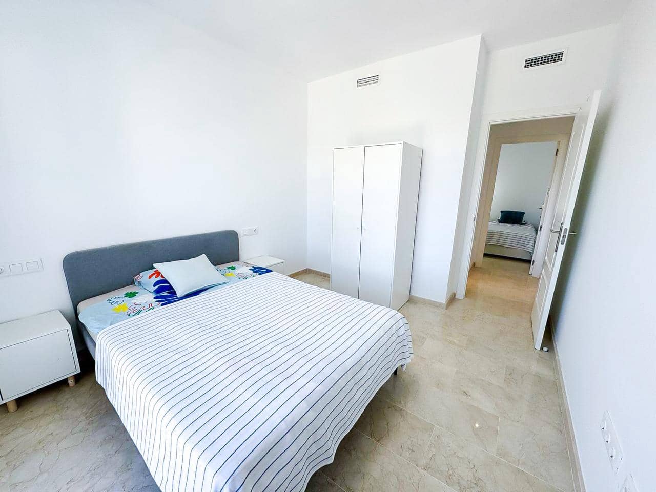 2 soveværelse Lejlighed til salg i Manilva med swimmingpool garage - € 209.000 (Ref: 8826552)