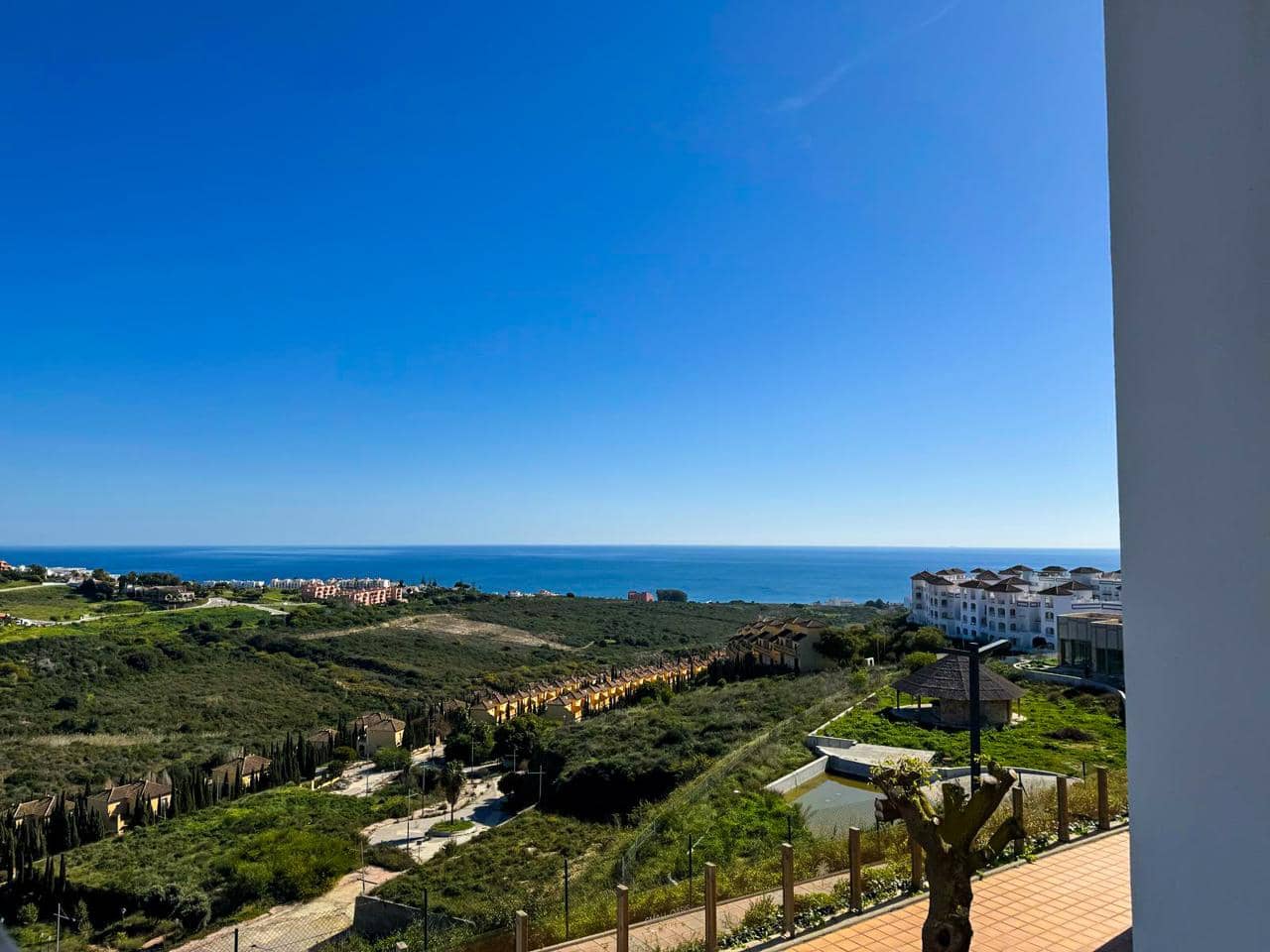 2 soveværelse Lejlighed til salg i Manilva med swimmingpool garage - € 209.000 (Ref: 8826552)