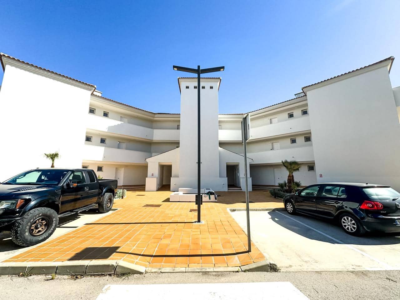 2 soveværelse Lejlighed til salg i Manilva med swimmingpool garage - € 209.000 (Ref: 8826552)