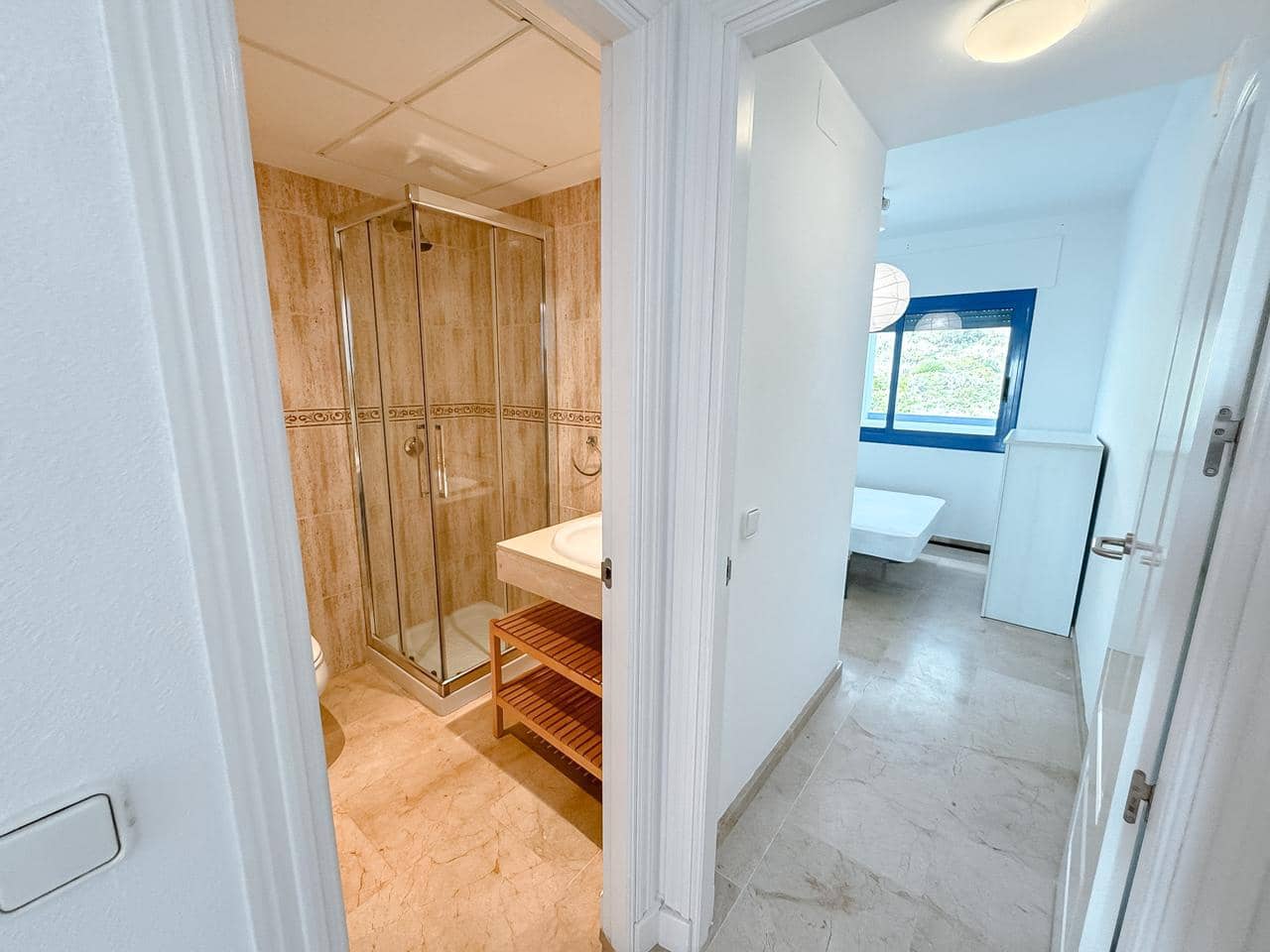 2 bedroom Flat for sale in La Duquesa / Puerto de la Duquesa with pool garage - € 273,000 (Ref: 8856607)