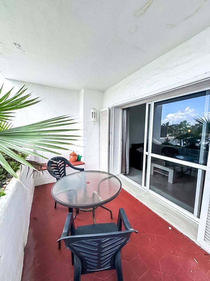 2 slaapkamer Flat te koop in San Luis de Sabinillas met zwembad - € 203.000 (Ref: 8945785)