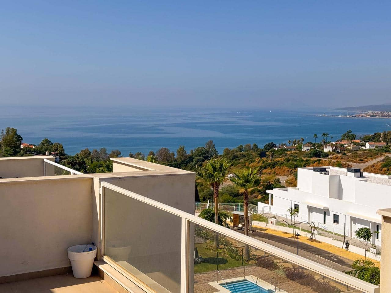 4 sypialnia Willa na sprzedaż w Manilva z basenem garażem - 399 000 € (Ref: 9142339)