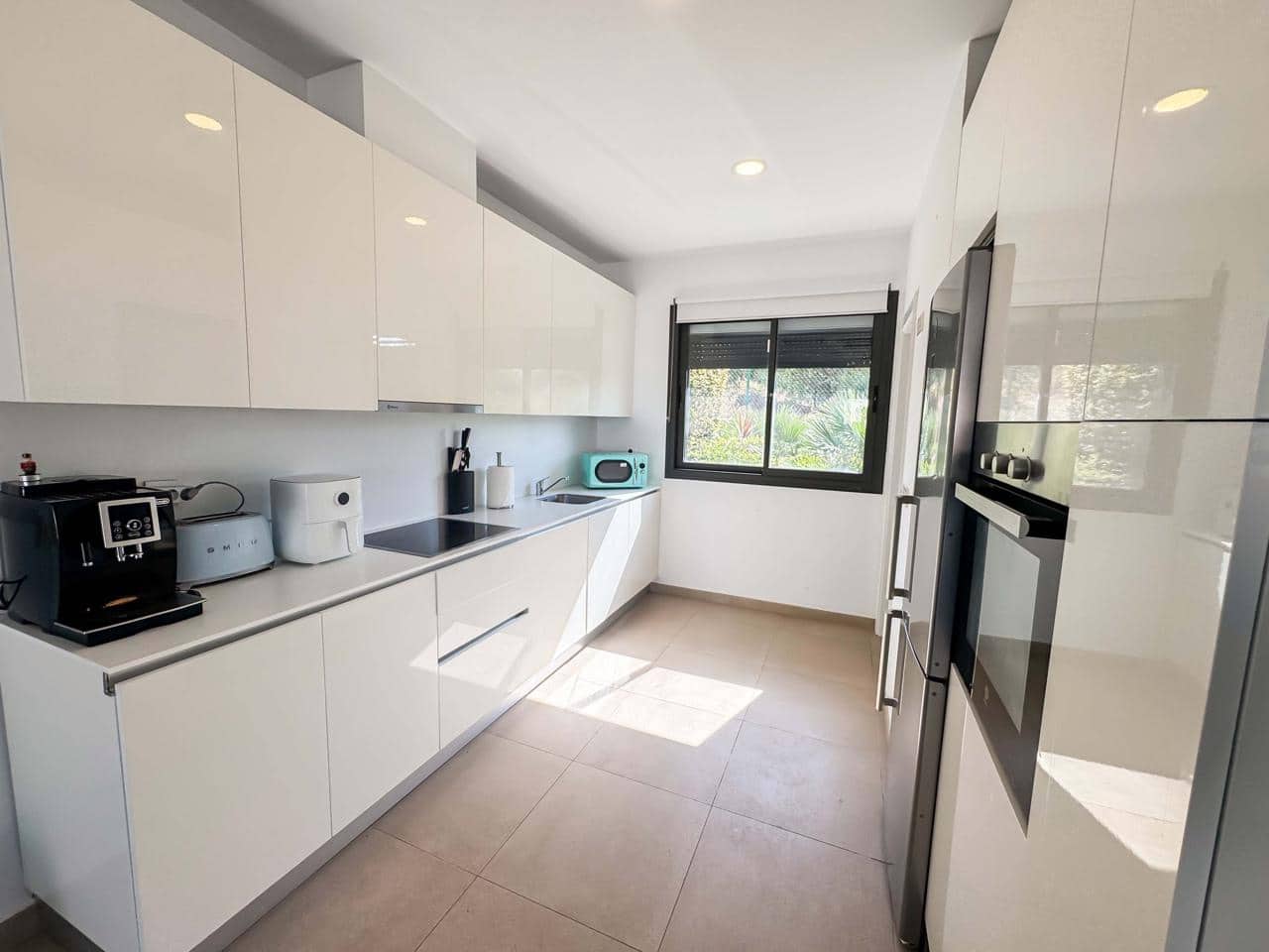 4 sypialnia Willa na sprzedaż w Manilva z basenem garażem - 399 000 € (Ref: 9142339)