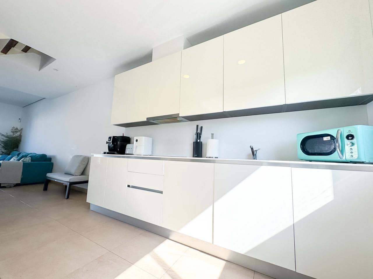 4 sypialnia Willa na sprzedaż w Manilva z basenem garażem - 399 000 € (Ref: 9142339)